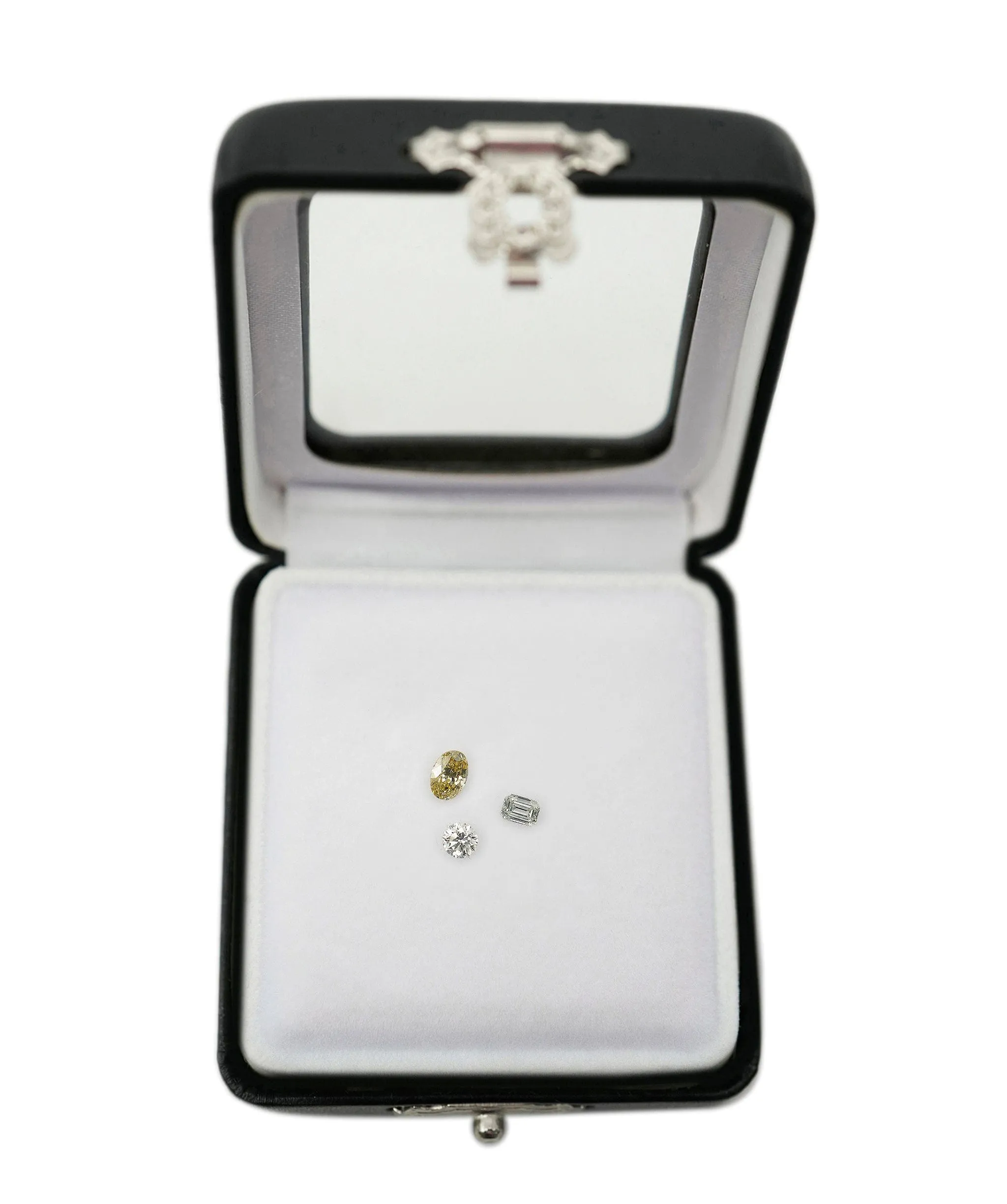 0.72 CT EMERALD/ROUND/OVAL 3 PIECE SET ANC-S36-21