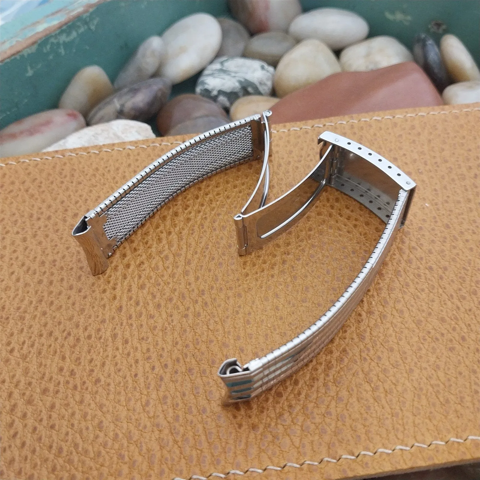 17.2mm Classic Duchess USA Stainless Steel nos 1960s Vintage Watch Band 11/16"