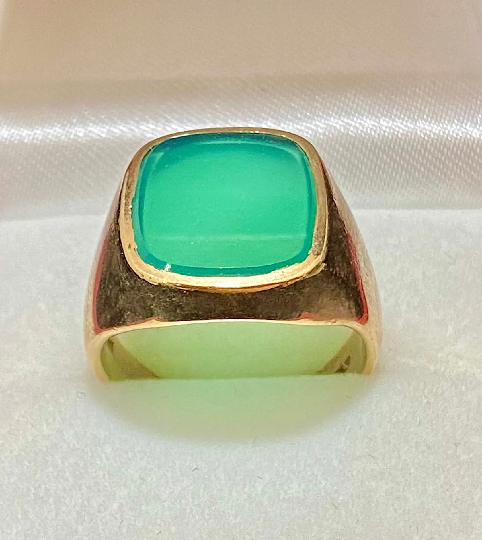1900’s English Designer Solid Yellow Gold with Jade Ring - $13K Appraisal Value w/CoA}