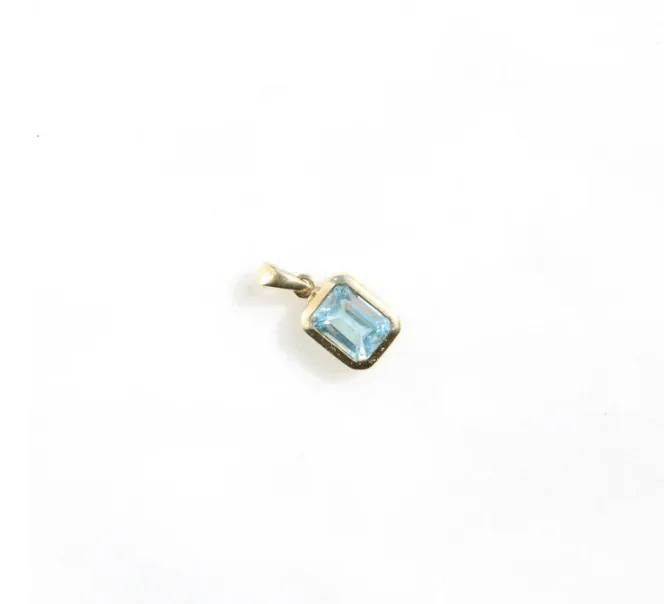 9CT GOLD EMERALD CUT 2CT
TOPAZ BEZEL PENDANT ASC5357