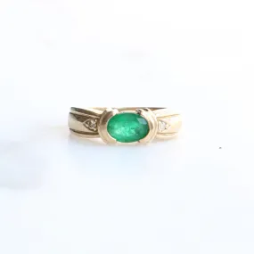 9CT GOLD EMERALD RING ASC5157