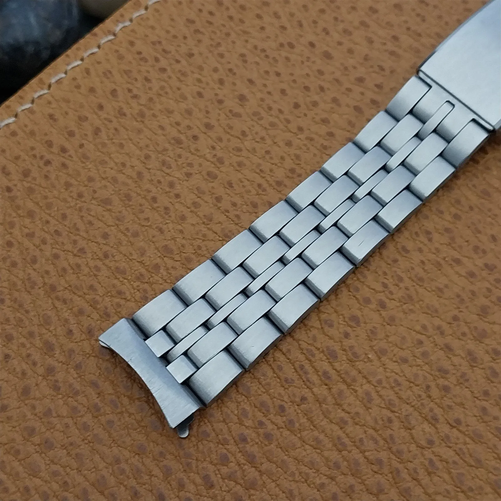 Bulova 18mm Stainless Steel Skindiver nos Unused 1970s Vintage Watch Band