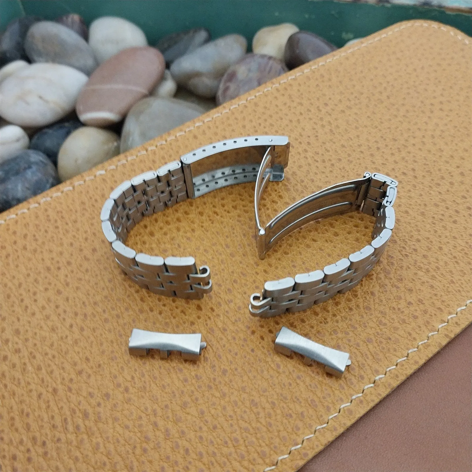 Bulova 18mm Stainless Steel Skindiver nos Unused 1970s Vintage Watch Band