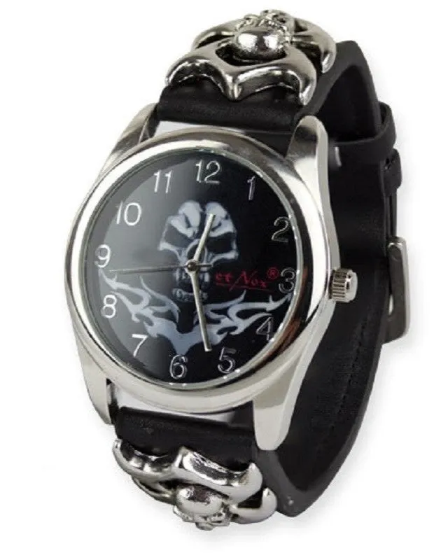 CLOCK TRIBAL SKULL WITH SKULL BACKROUND