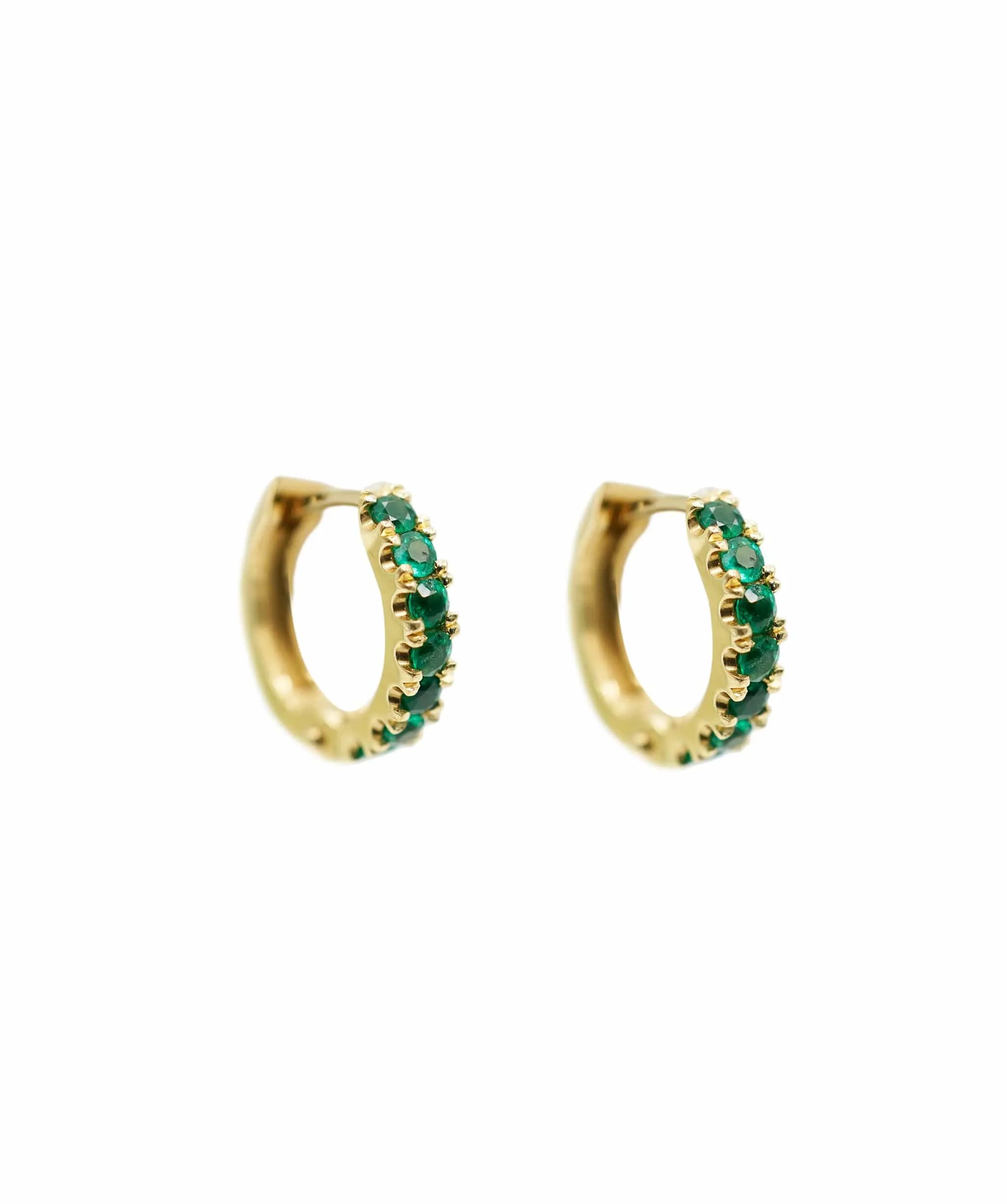 Emerald Huggies medium size in 18k yellow gold ANC1186