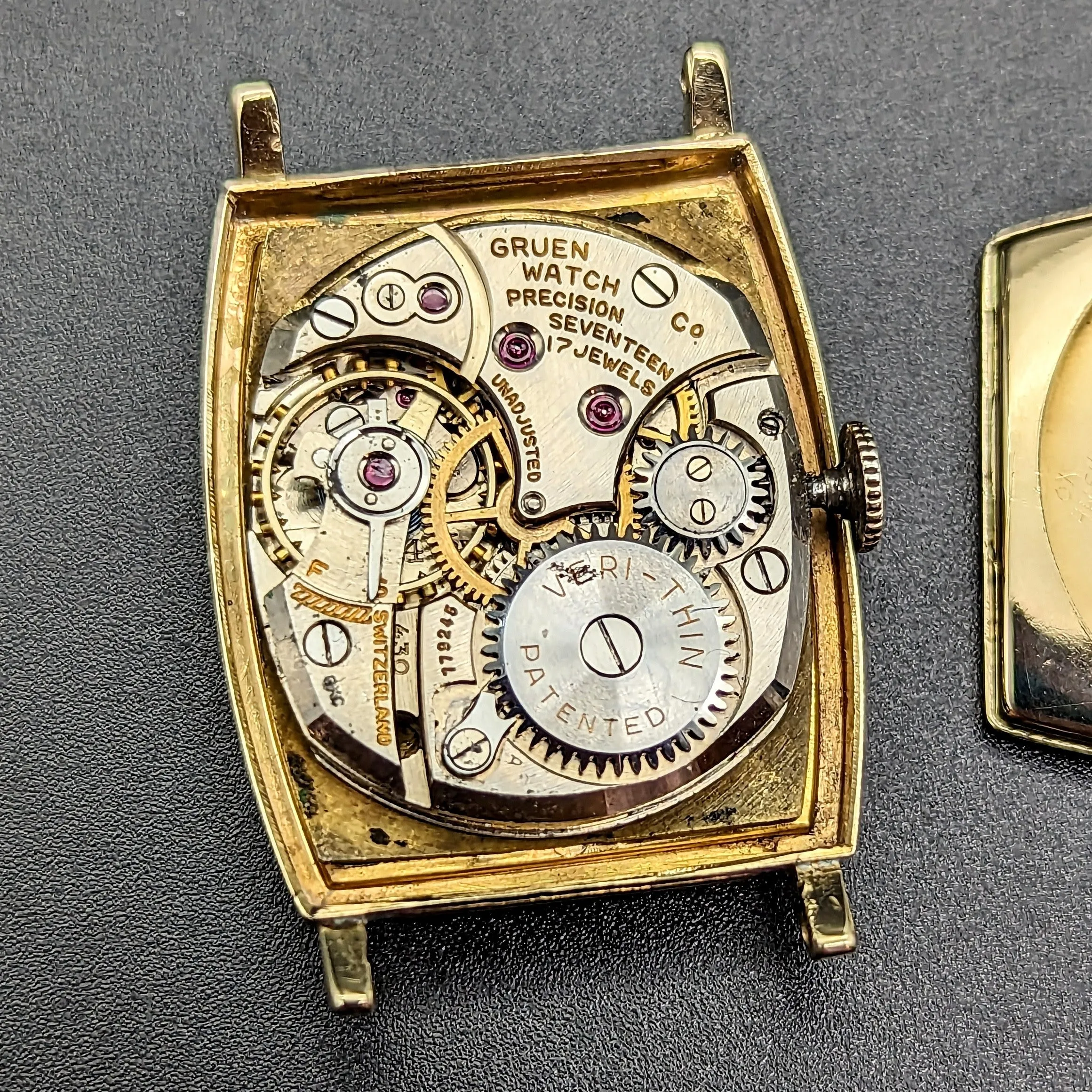 GRUEN Precision Wristwatch 14K GOLD Swiss Cal. 430 17 Jewel Vintage Watch
