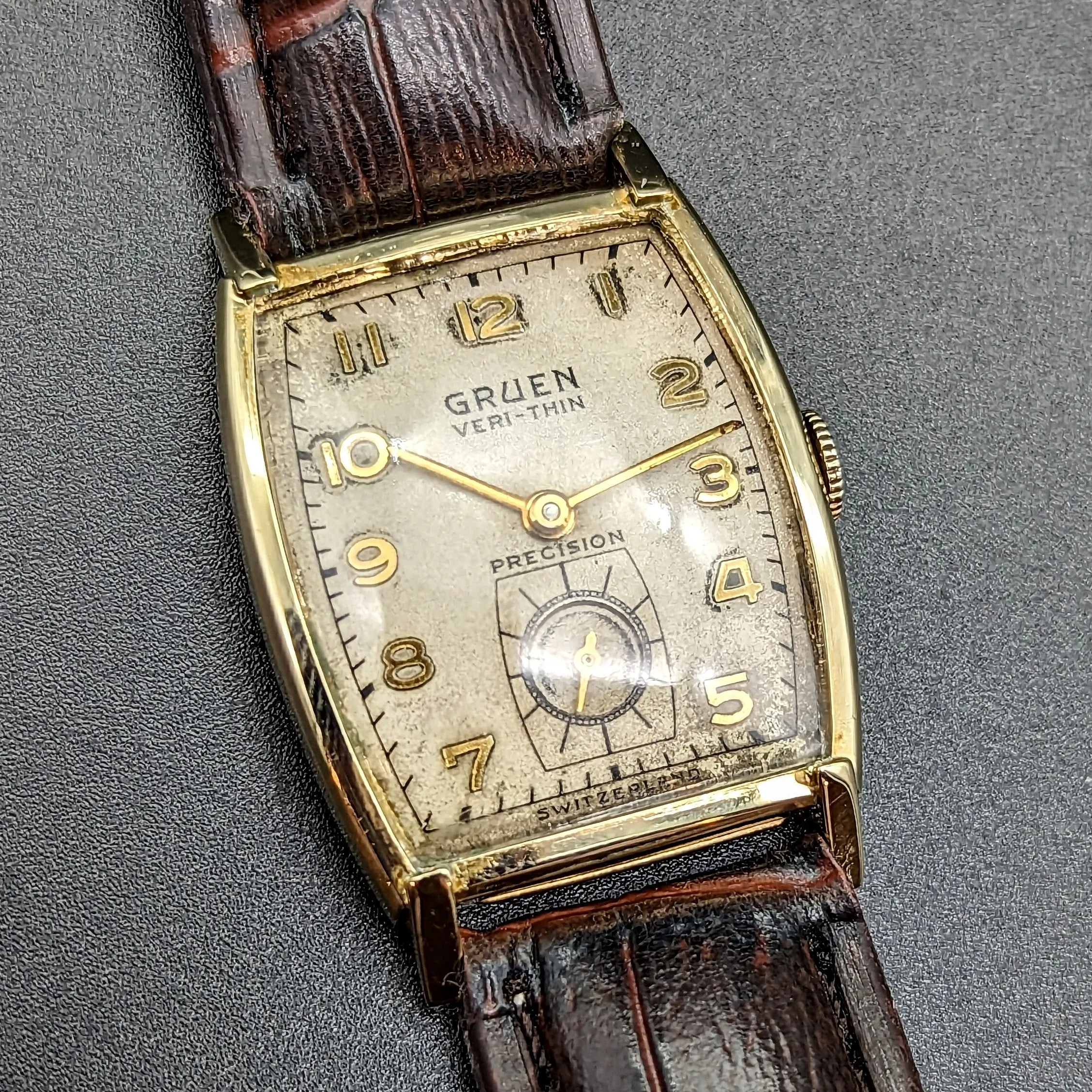 GRUEN Precision Wristwatch 14K GOLD Swiss Cal. 430 17 Jewel Vintage Watch
