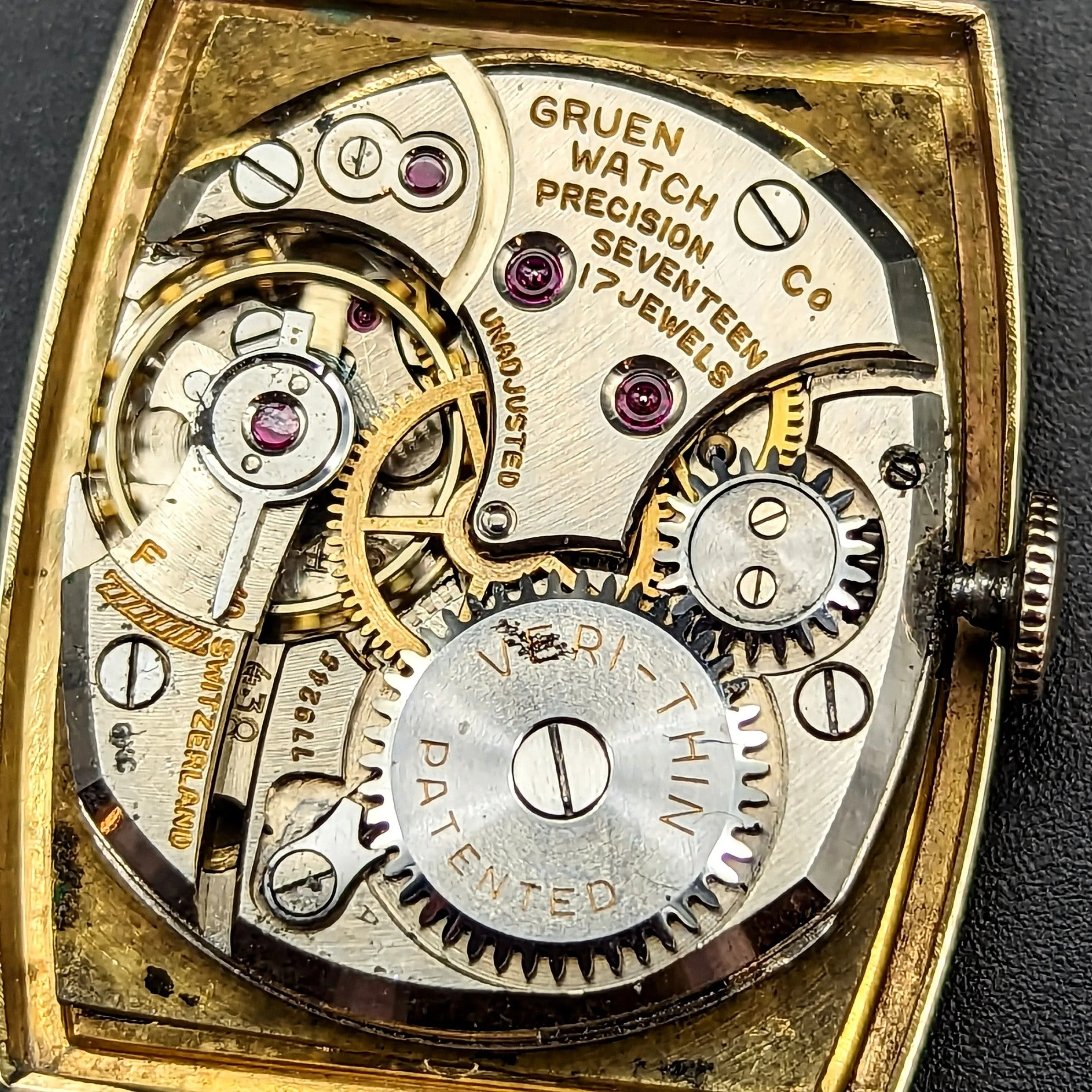GRUEN Precision Wristwatch 14K GOLD Swiss Cal. 430 17 Jewel Vintage Watch