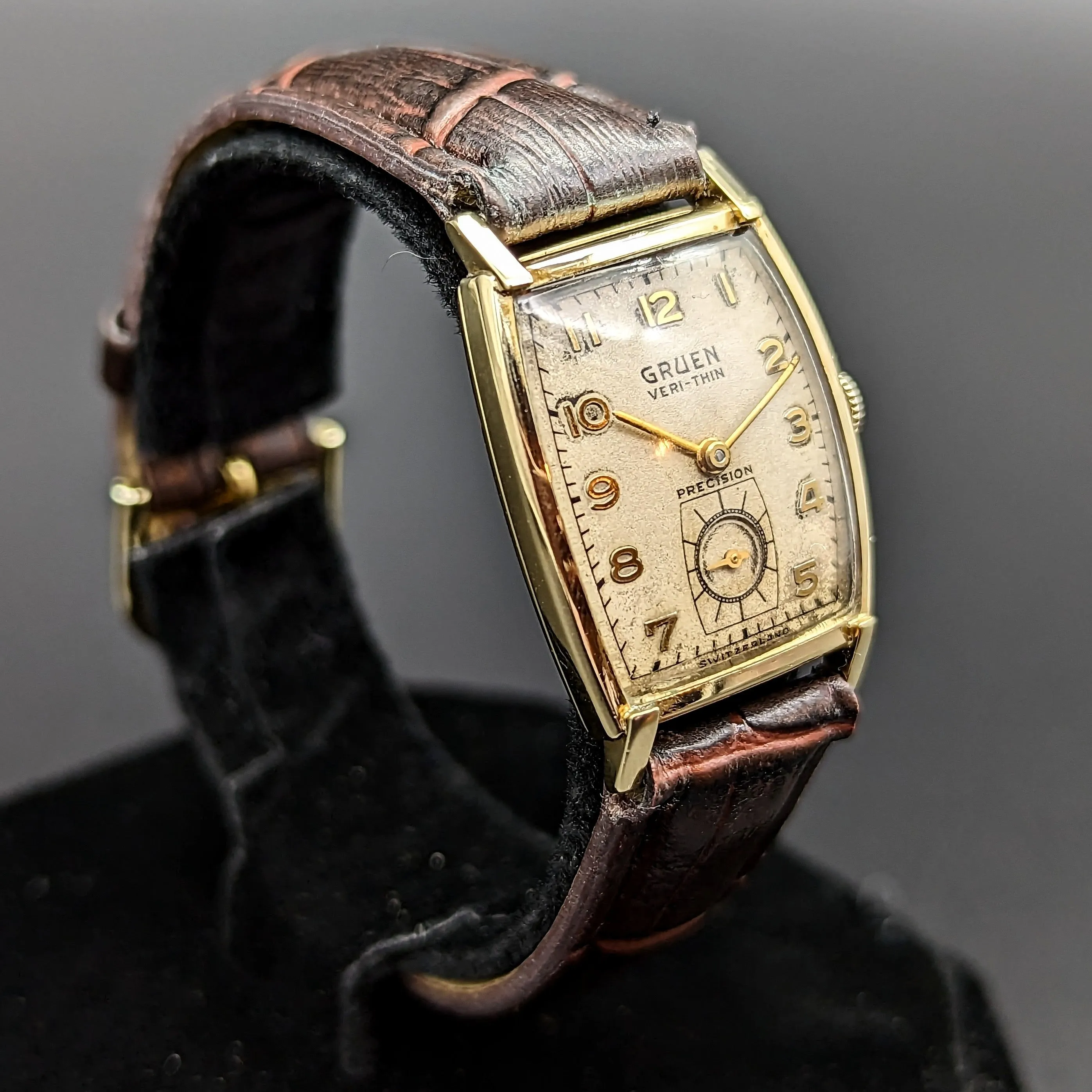 GRUEN Precision Wristwatch 14K GOLD Swiss Cal. 430 17 Jewel Vintage Watch