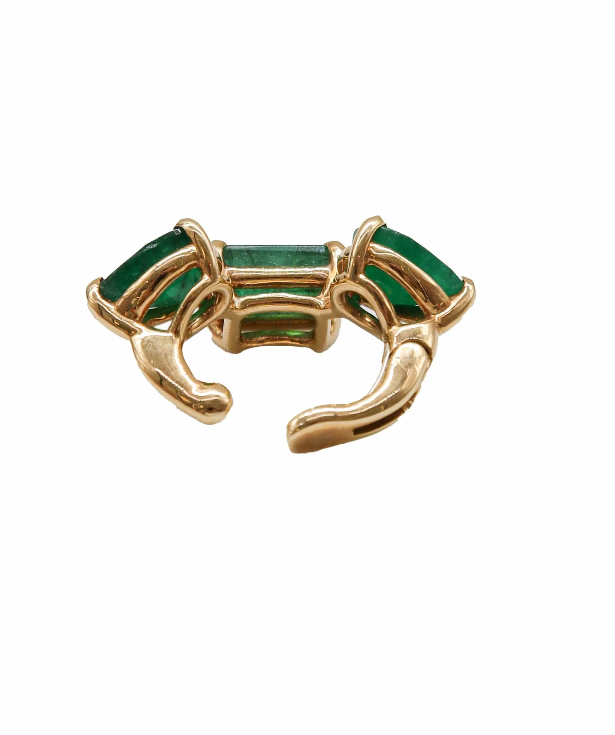 HEAR048 - 18K YELLOW GOLD WITH EMERALD 1

EARRING DXBS0837
