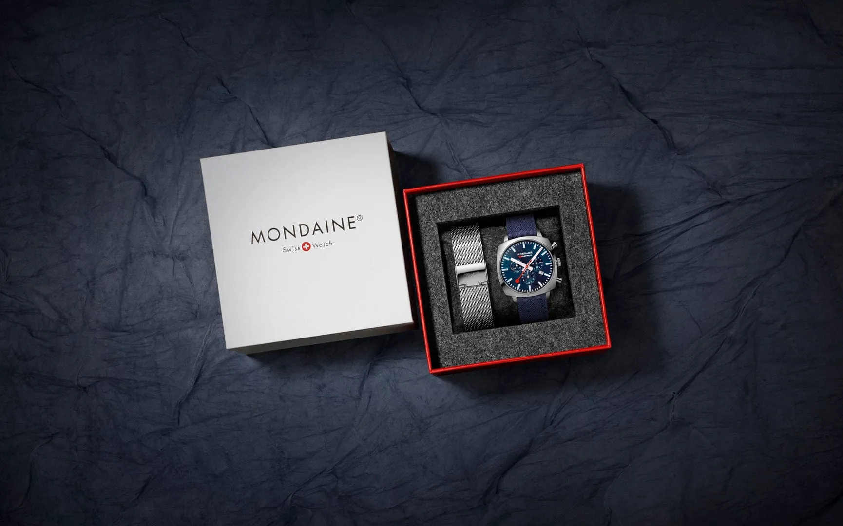 MONDAINE CUSHION OCEAN BLUE, 41 MM- MSL.41440.LD.SET