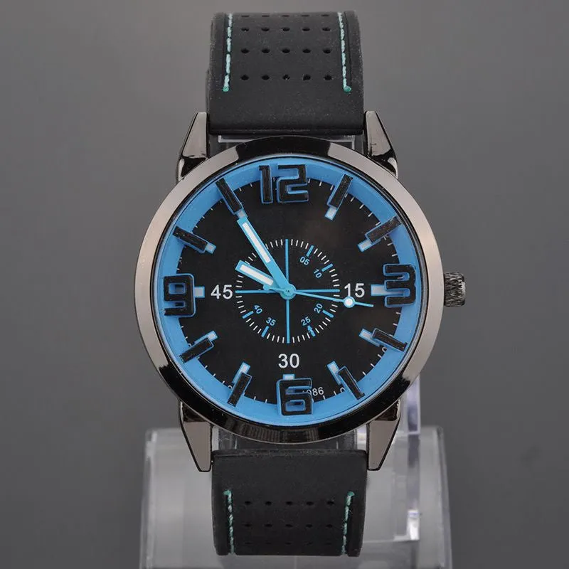New Men Watch Quartz Watch with Rubber Strap Band Wrist Watch Men Gift