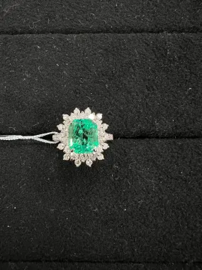 Radiant Cut Emerald Flower Halo RIng PT900 #53 JM2304