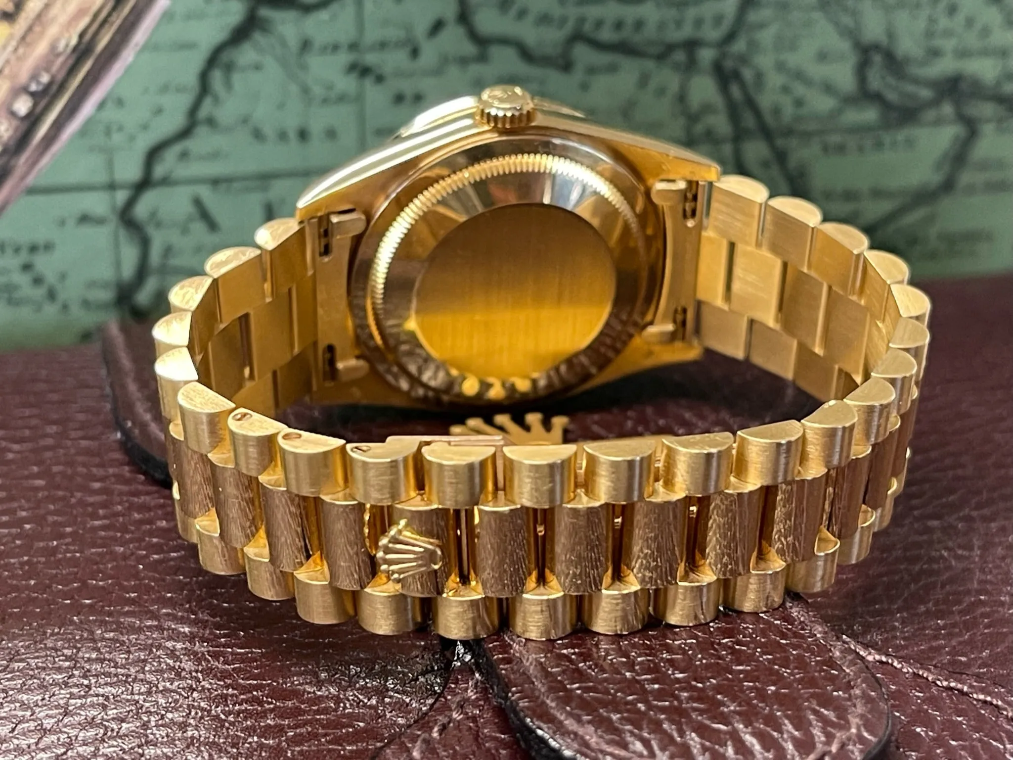 Rolex Presidential 36mm Day Date 18238 (Double Quickset) Refinished White Mother of Pearl Diamond Dial Custom Diamond Bezel Mint